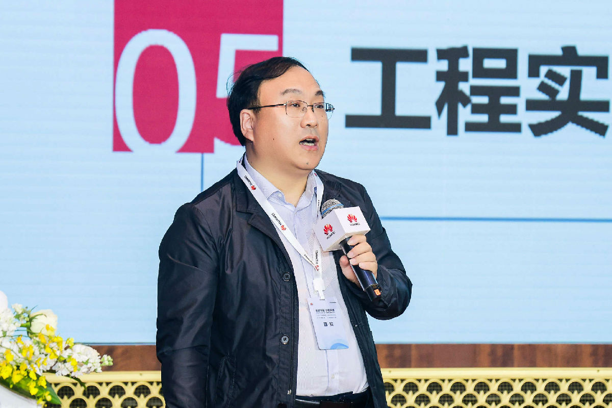 8斯林军.jpg